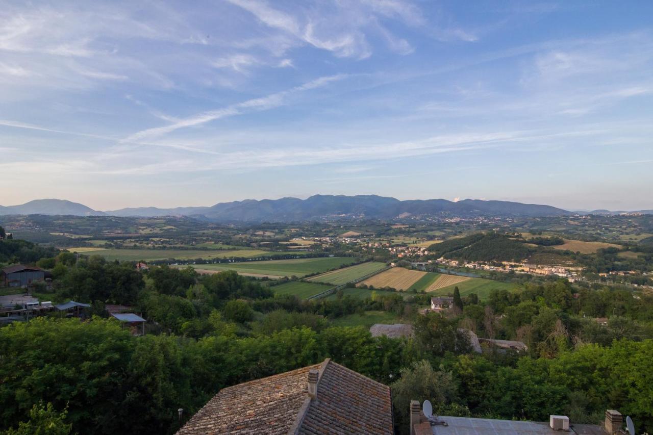 La Valle Del Tevere Torrita Tiberina Exterior photo